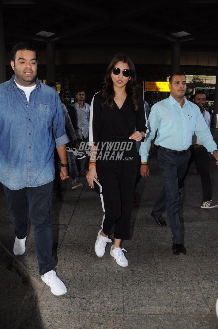 Anushka Sharma snapped at the airport