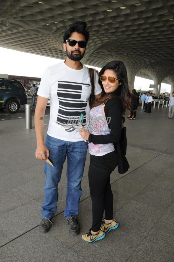 Riya Sen And Husband Shivam Tewari Hug And Pose For Cameras At Airport