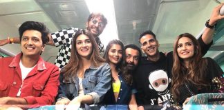 Housefull 4 cast takes the Housefull 4 Express for promotions